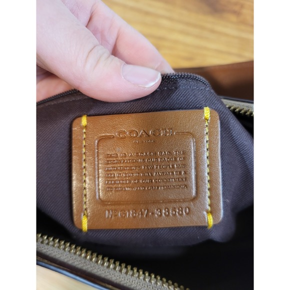 Coach Sutton Hobo 38580 Bag in Signature Canvas & Leather 2019 - Picture 11 of 11